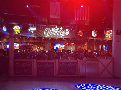 gilley's country bar las vegas.